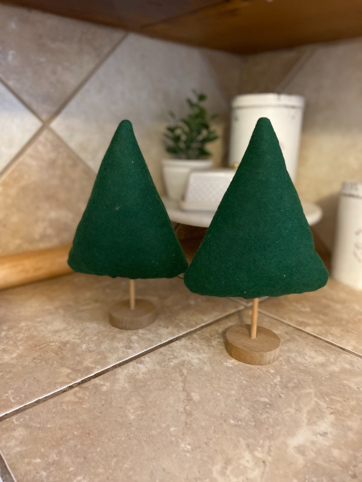 Wondershop 10" Felt Fabric & Wood Christmas Tree Figurine Green (SET OF 2)