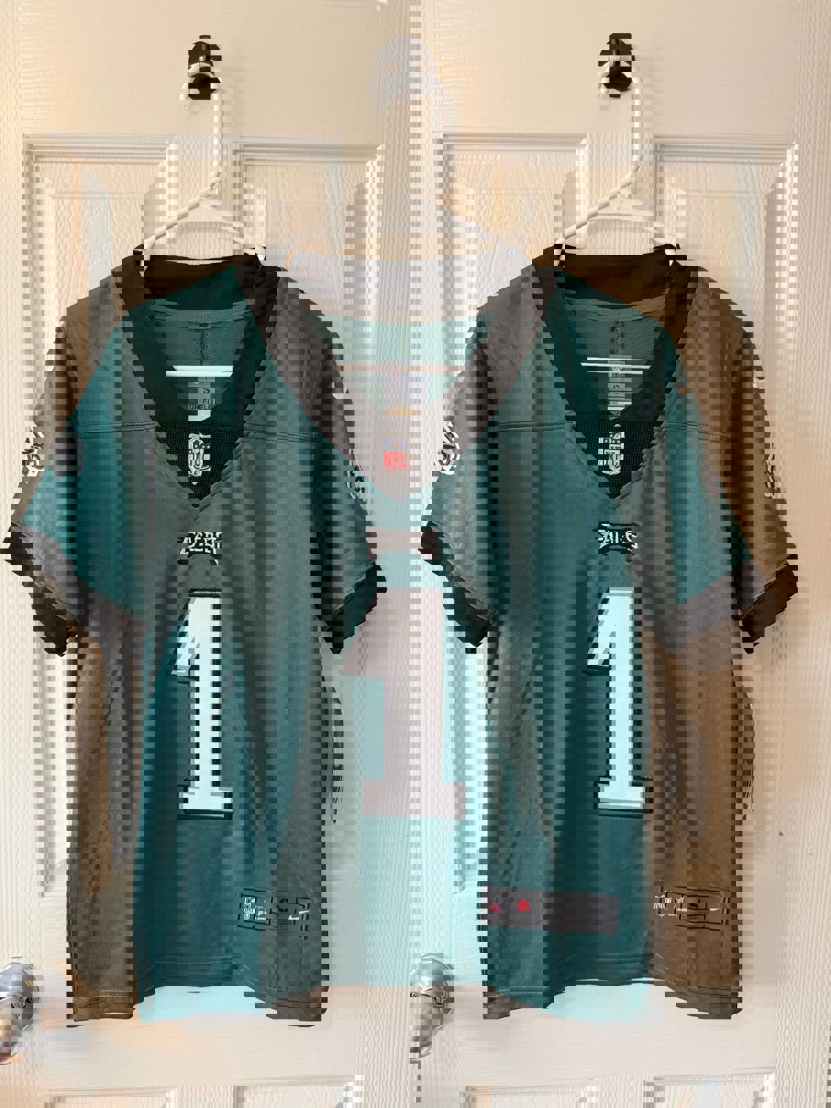 Philadelphia Eagles #1 Jalen Hurts (Stitched/Small Youth) Jersey