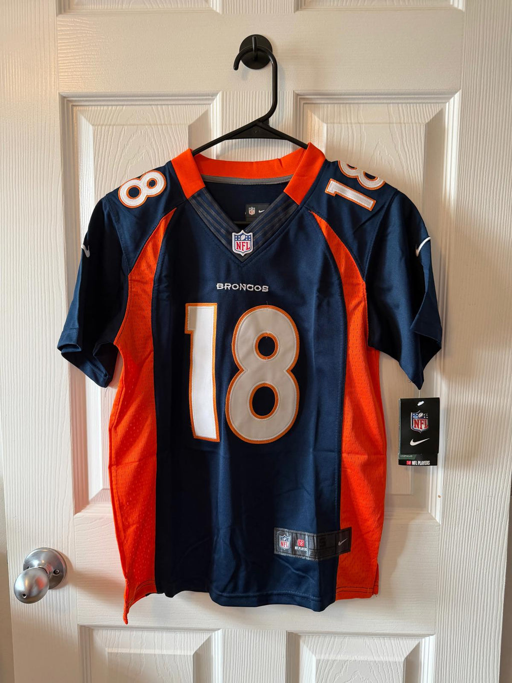 Vintage Denver Broncos #18 Peyton Manning (Stitched/Small Youth) Jersey