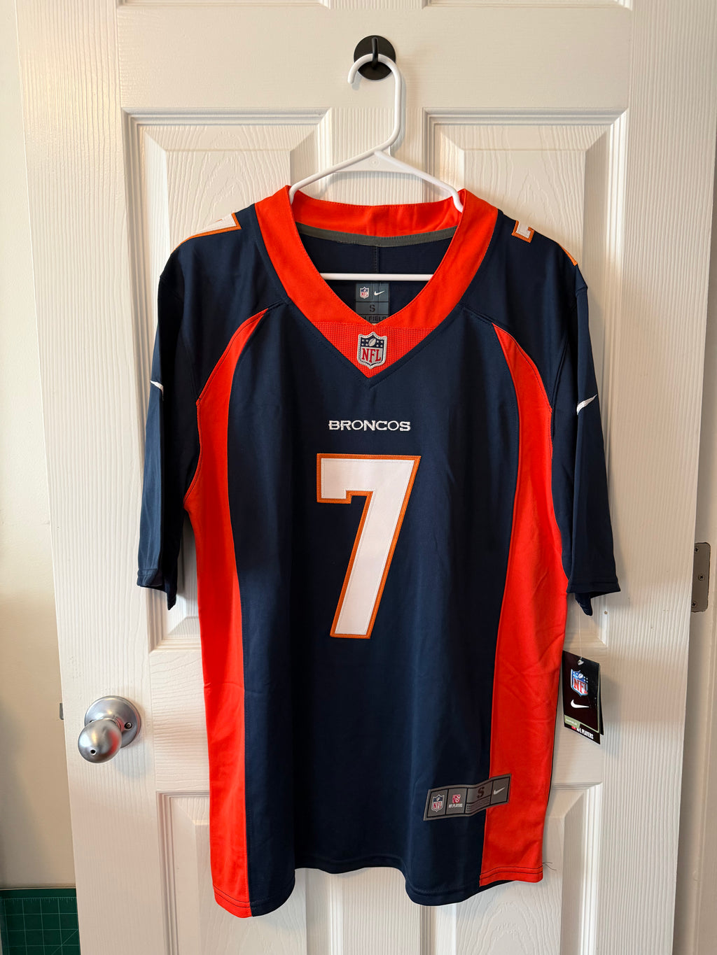 Vintage Denver Broncos #7 John Elway (Stitched/Adult Small) Jersey