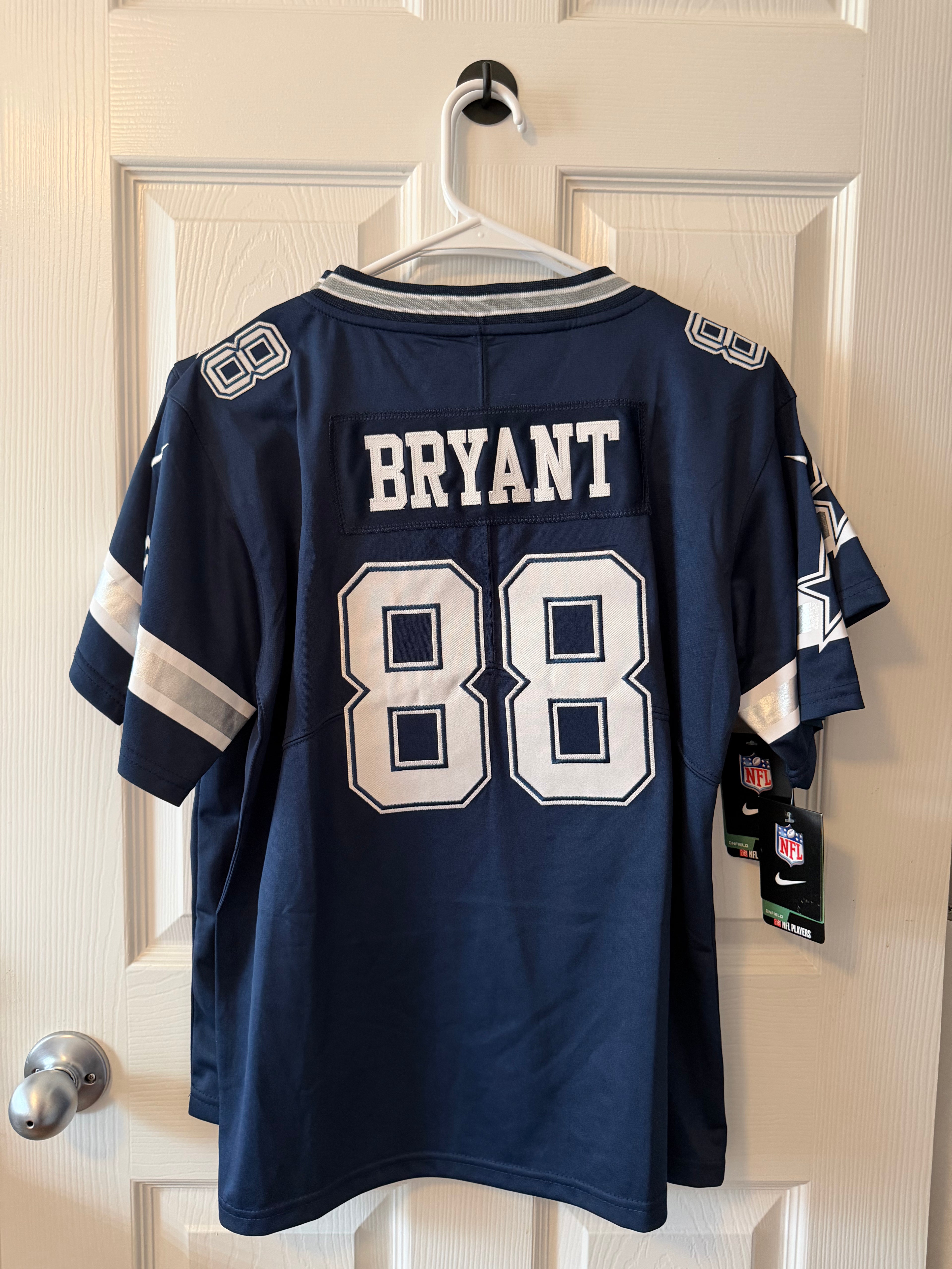 Vintage Dallas Cowboy #88 Dez Bryant (Stitched/Youth) Jersey
