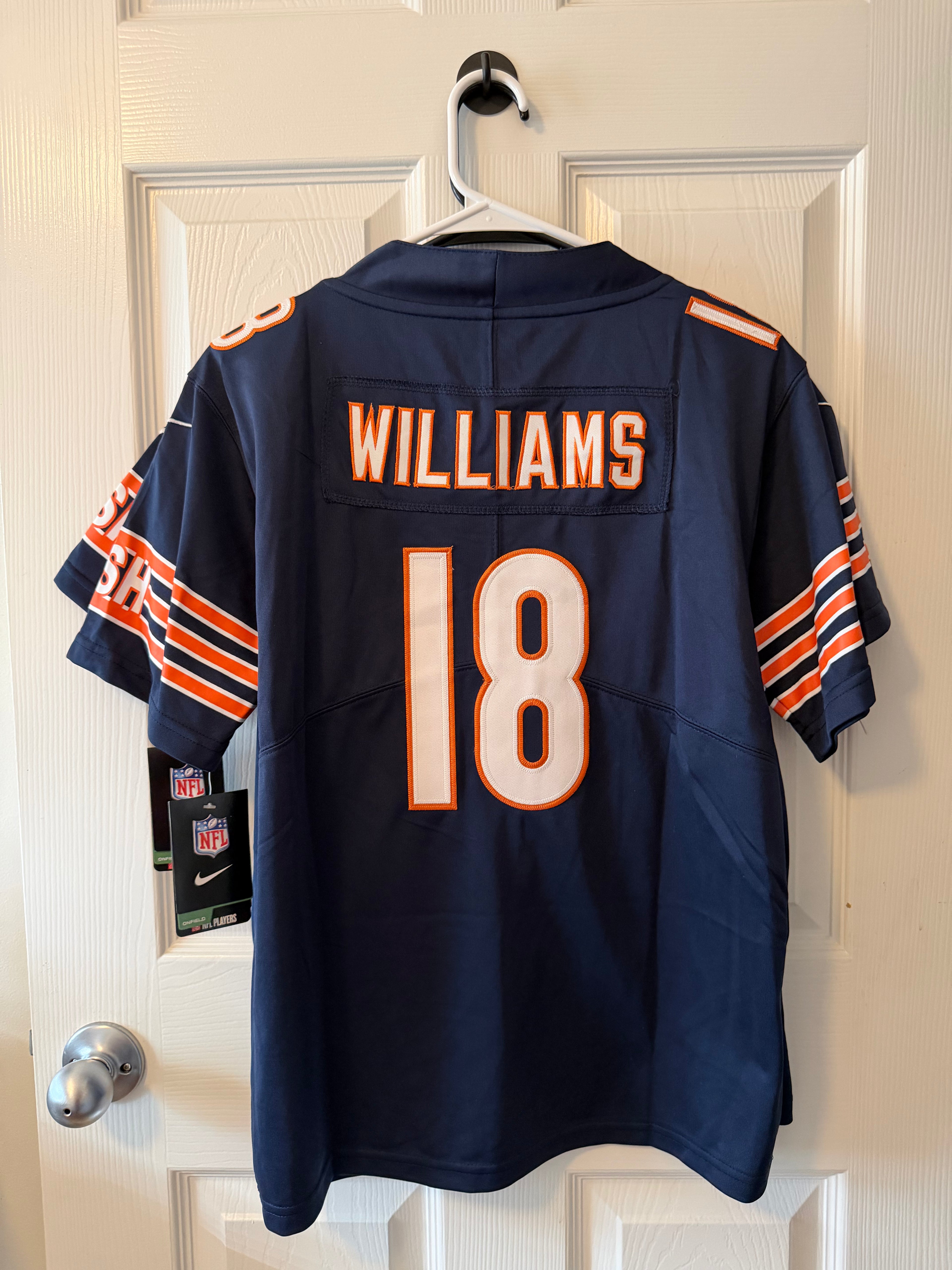 Chicago Bears #18 Caleb Williams (Stitched/Youth) Jersey