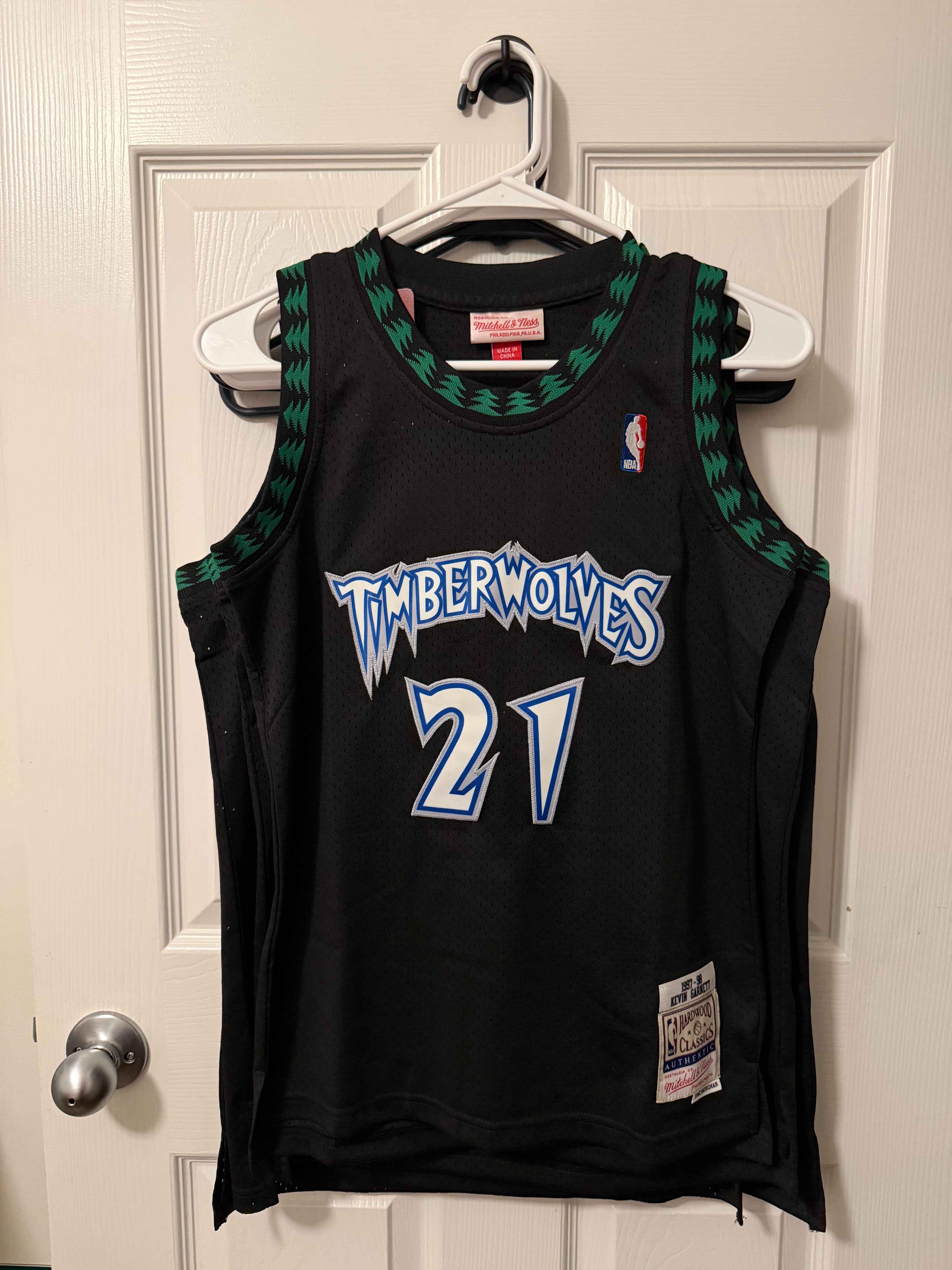 Vintage Minnesota Timberwolves #21 Kevin Garnett (Stitched/Youth) Jersey
