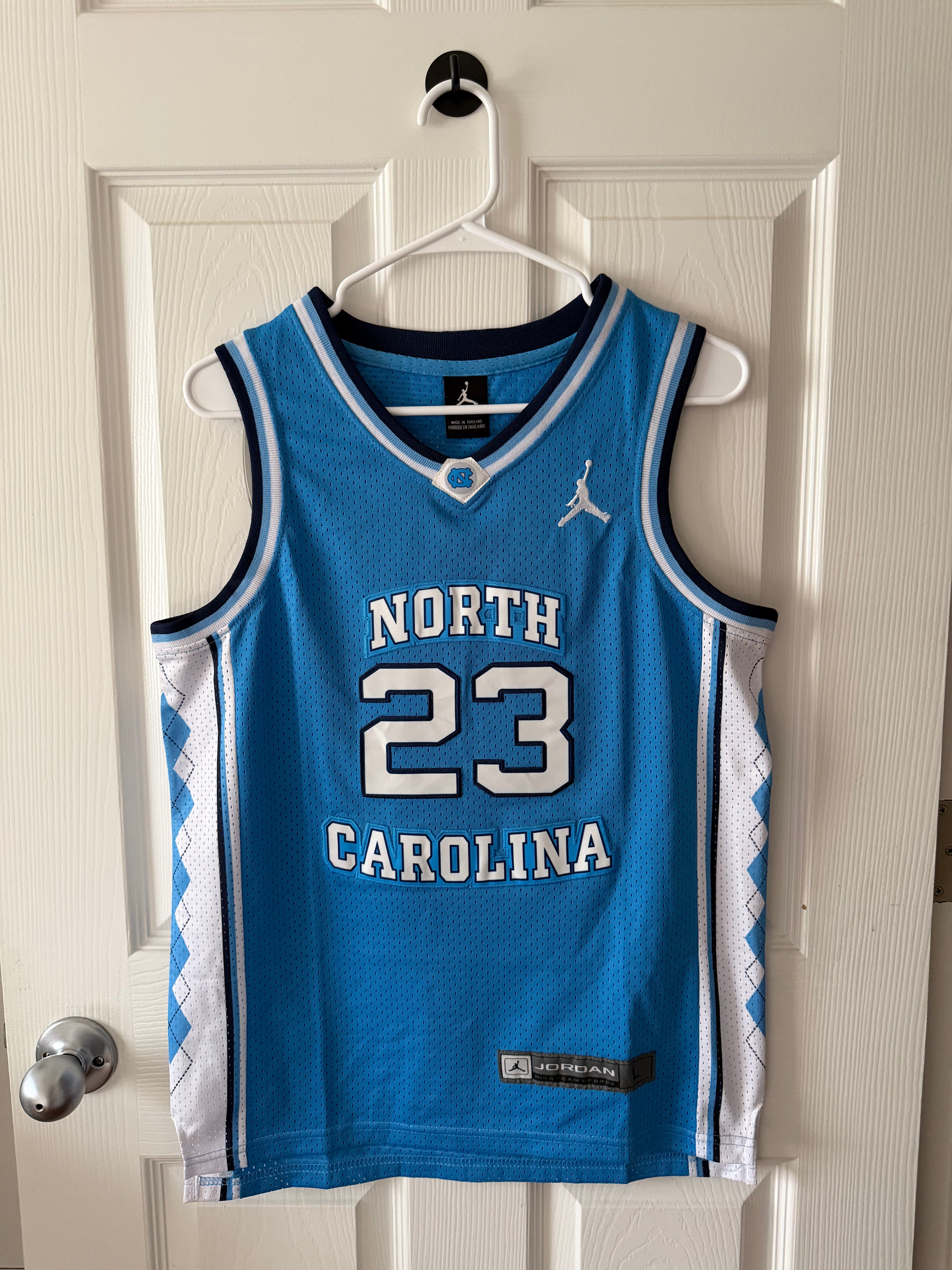 Vintage North Carolina #23 Michael Jordan (Stitched/Large Youth) Jersey